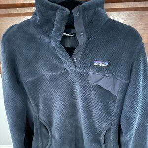 Patagonia fleece pullover